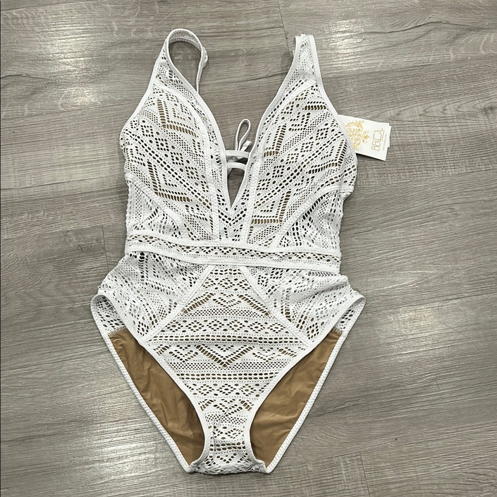 BECCA | COLOR PLAY 1PC PLUNGE - Picture 3 of 11